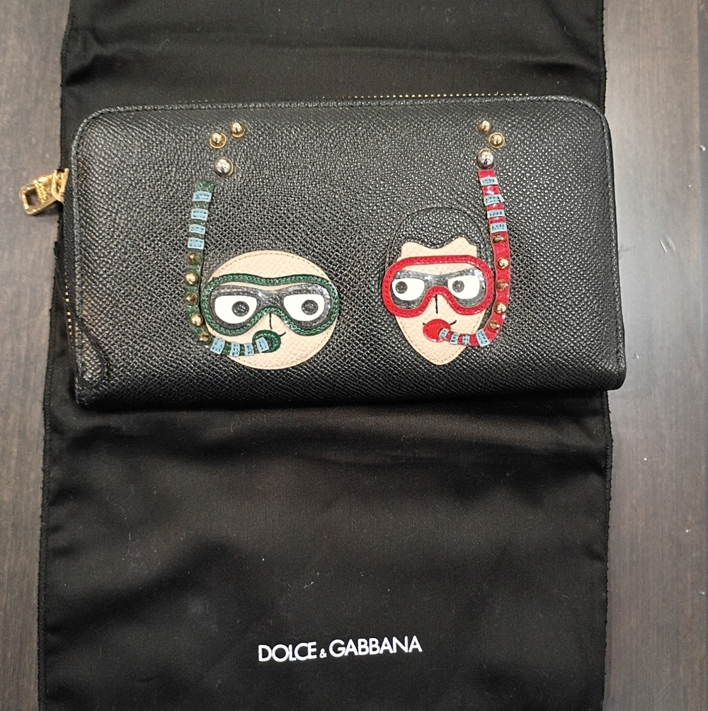 Dolce and Gabbana Black Leather Scuba Continental Zip Around Wallet New